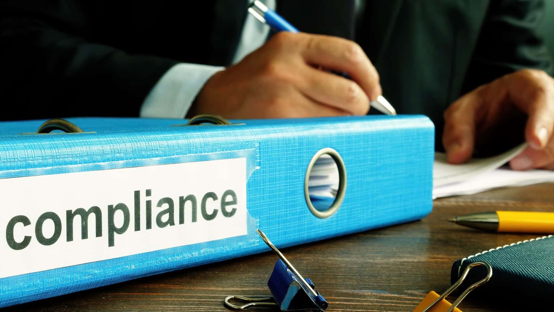 Franchise Law Compliance 2025 How to Avoid Contract Issues and Protect Your Brand - consultantlm.com