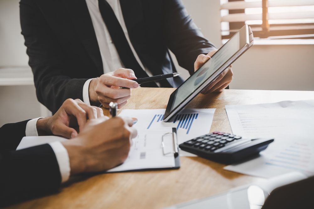 Know Your Rights 2025 How to Identify Overtime Pay Violations and Employee Misclassification - consultantlm.com